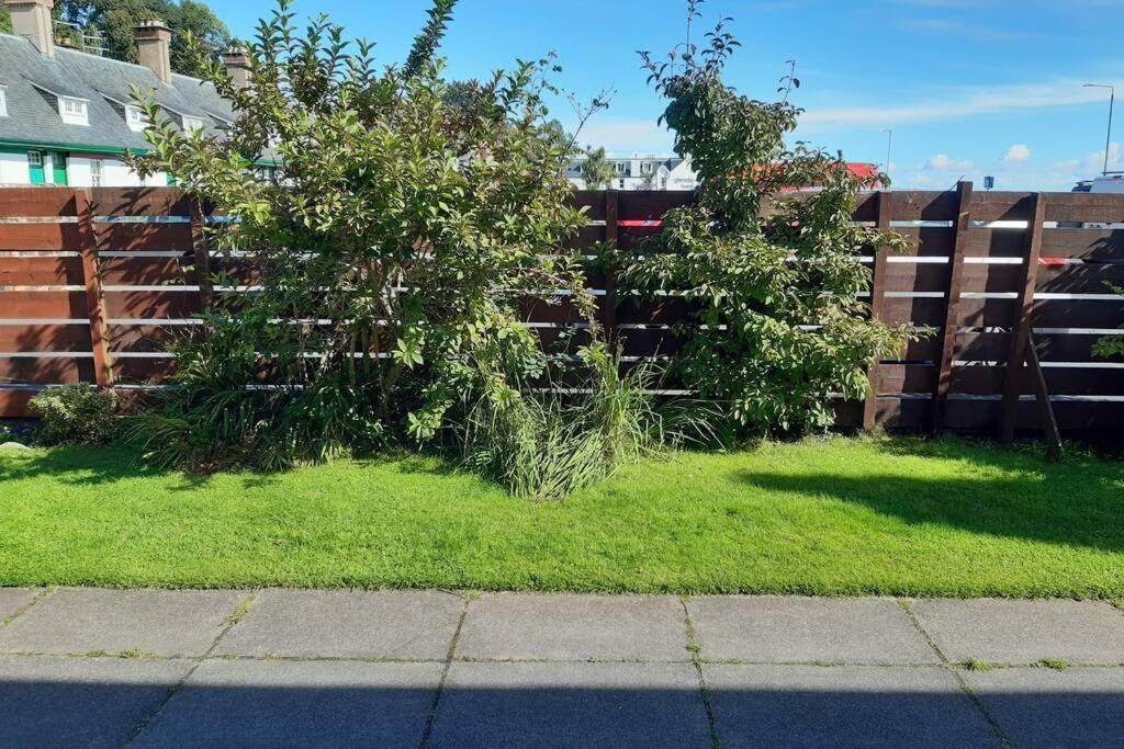 Cosy Cottage With Sea Views Close To Local Shops. Lamlash Eksteriør billede